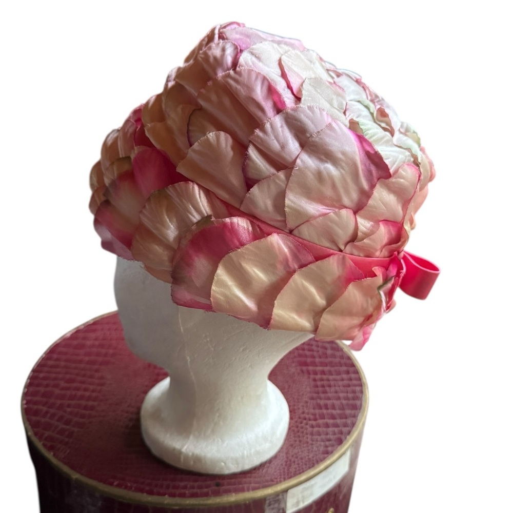 1950s Flower Petal Bucket‎ Hat - Picture 4 of 6